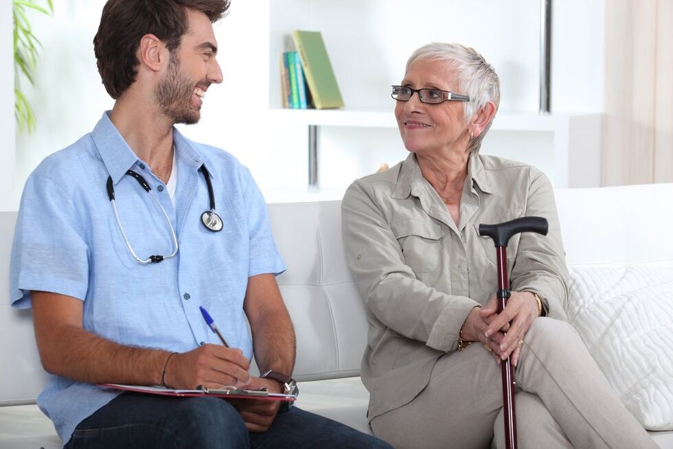 Consulta a un médico se tes artrose de cadeira