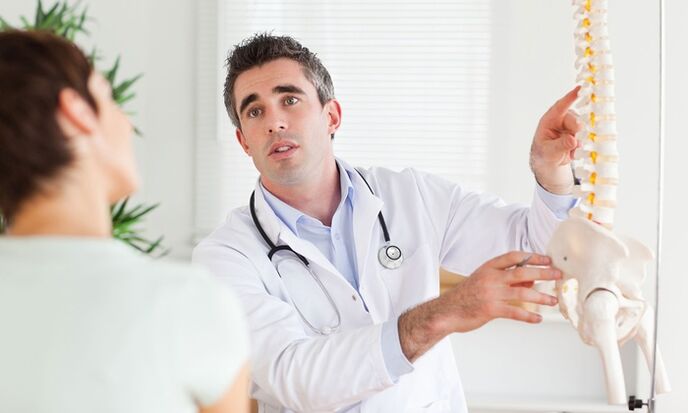 Se tes síntomas de osteocondrose, debes consultar a un médico para que lle receite un exame de hardware da columna vertebral.